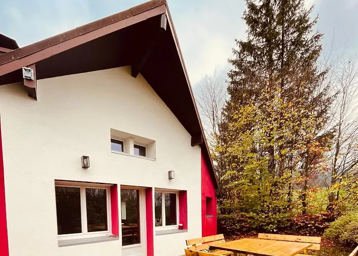 Chalet Cosy Entre Lacs Et Montagnes